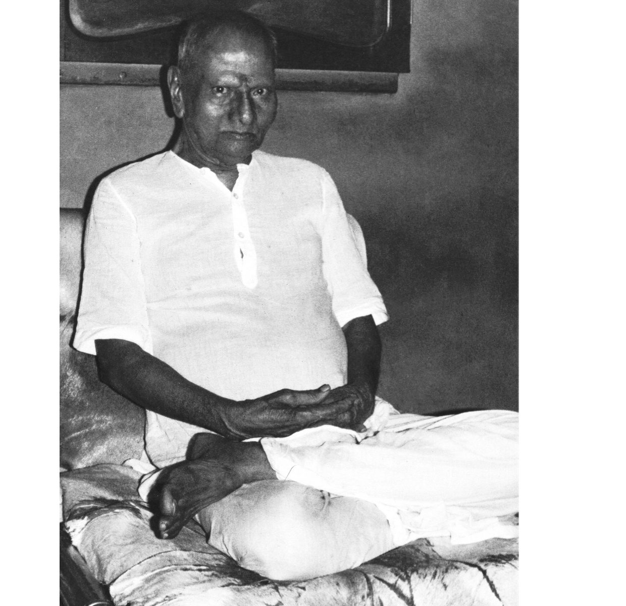 Adi Shankaracharya Nisargadatta
